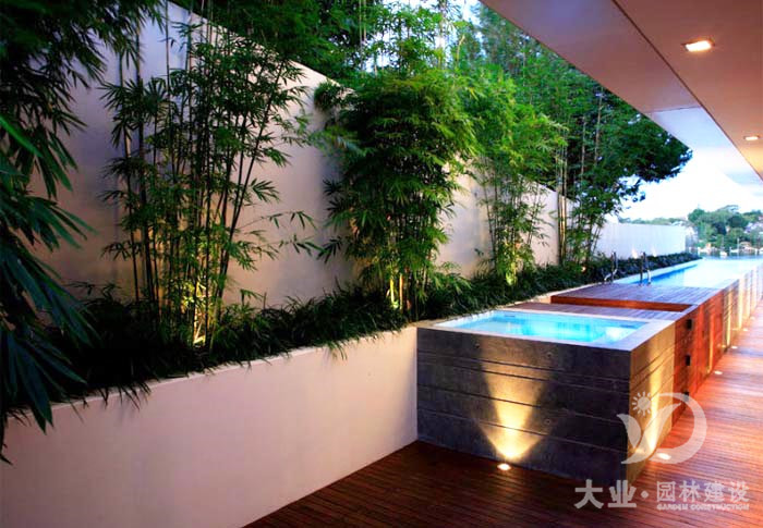 現代風格別墅小庭院